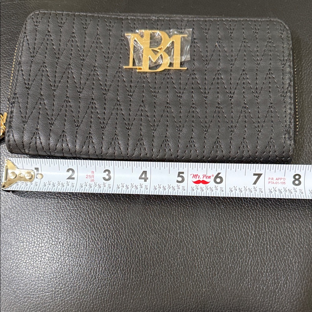 Badgley mischka Quilted Wallet with Gold Logo NWOT